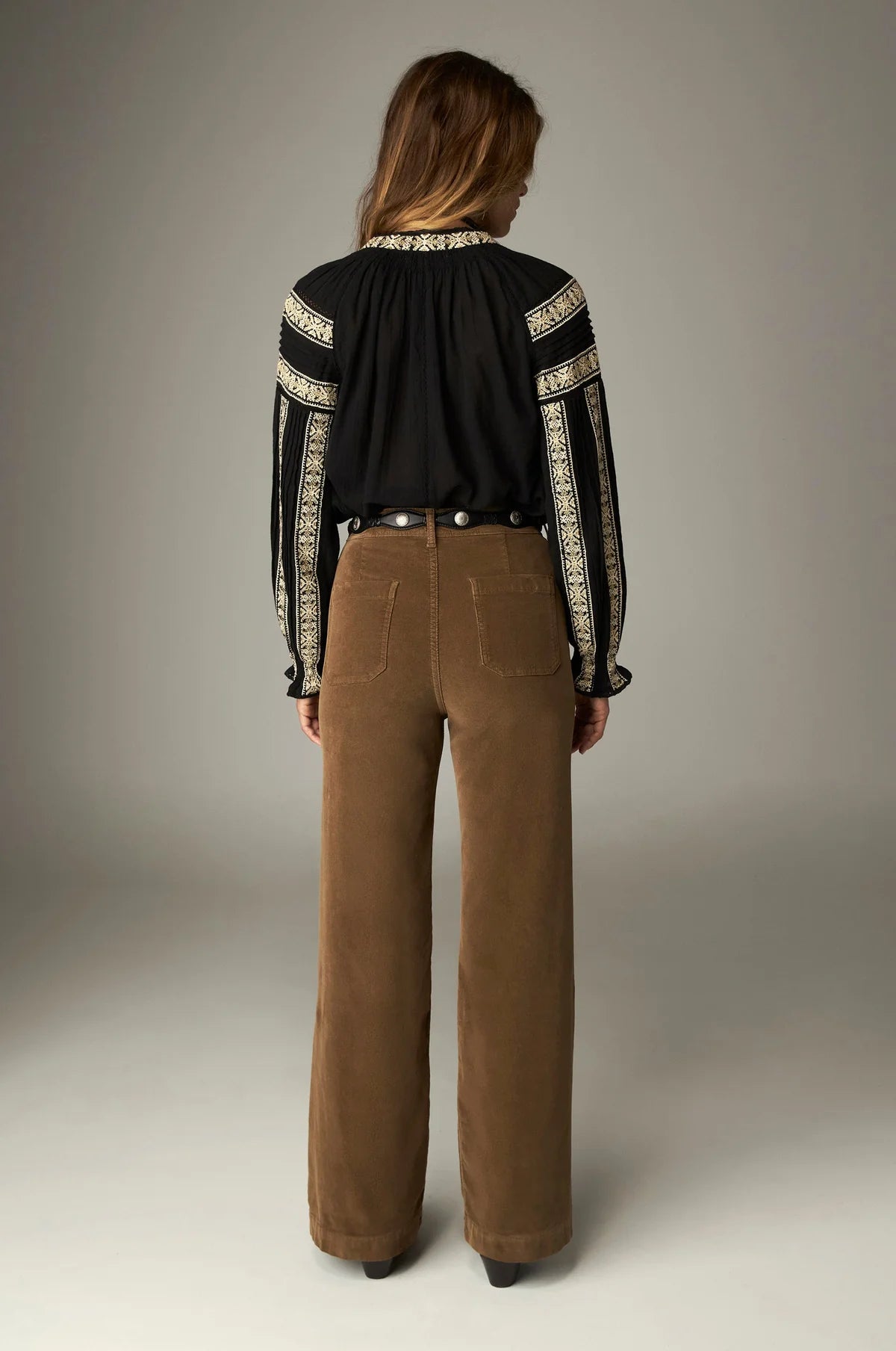 Pantalón Romeo canela
