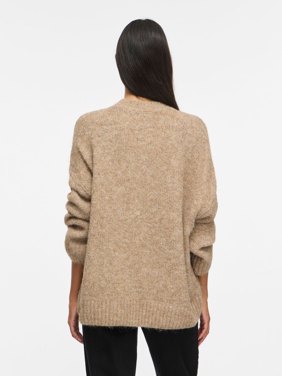Jersey beige Paola cuello caja