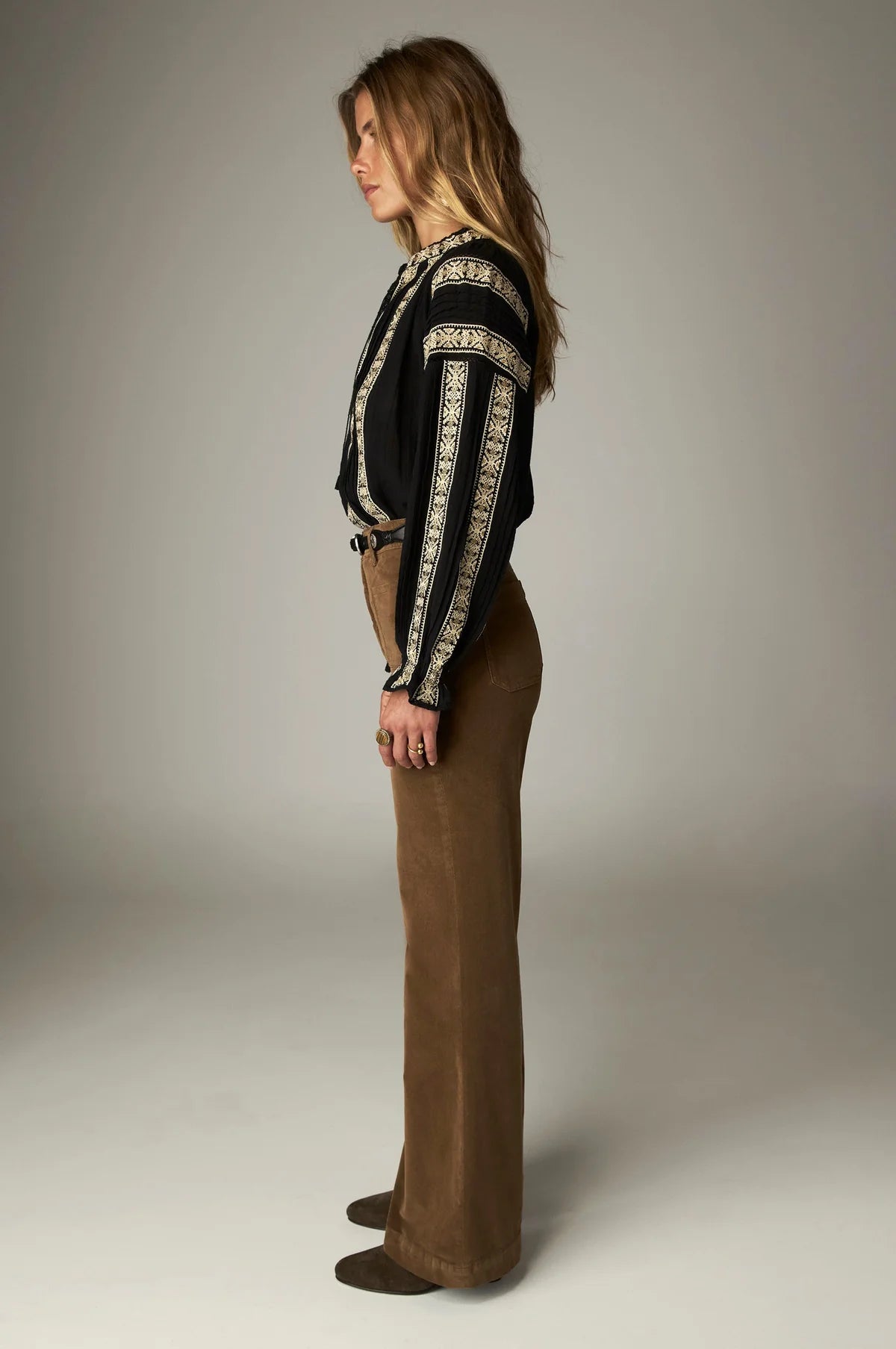 Pantalón Romeo canela