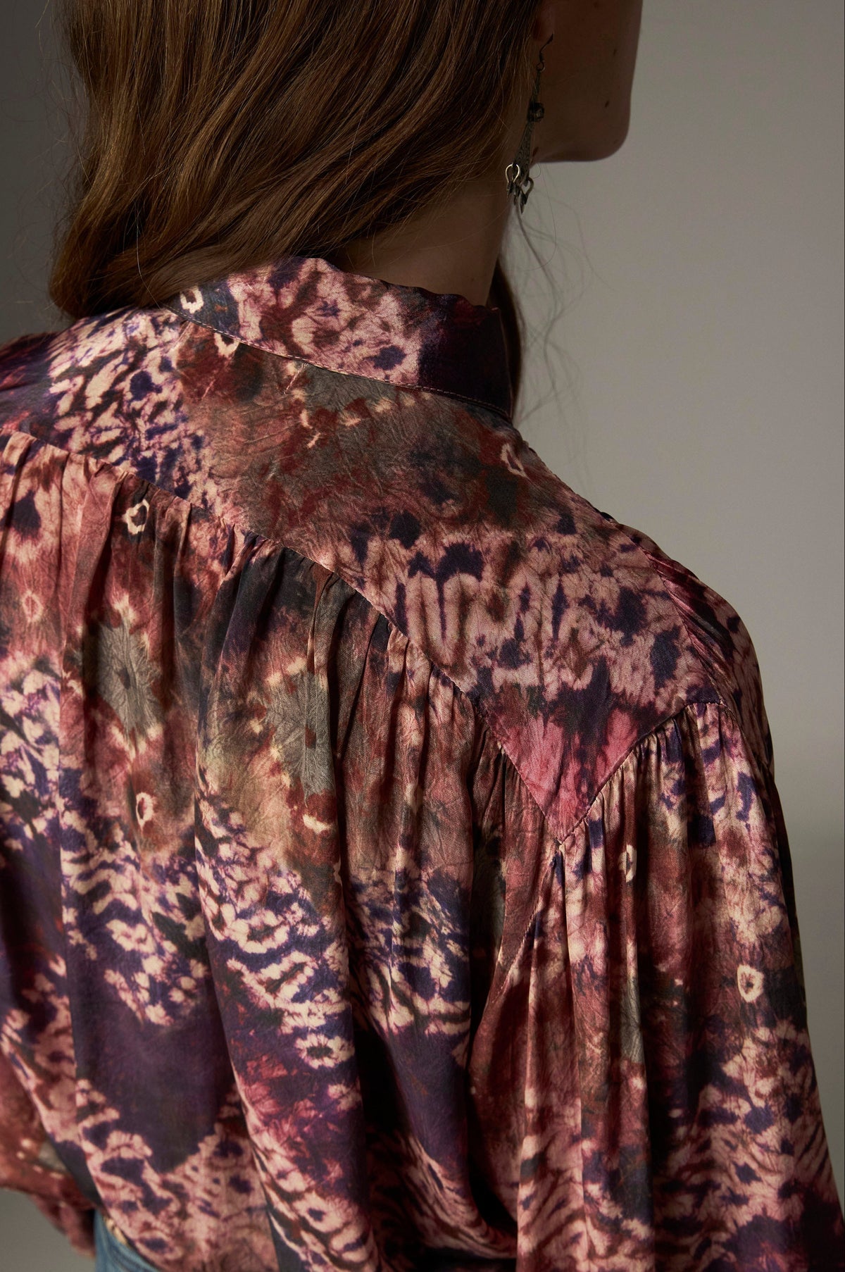 Camisa de Janis arcoíris