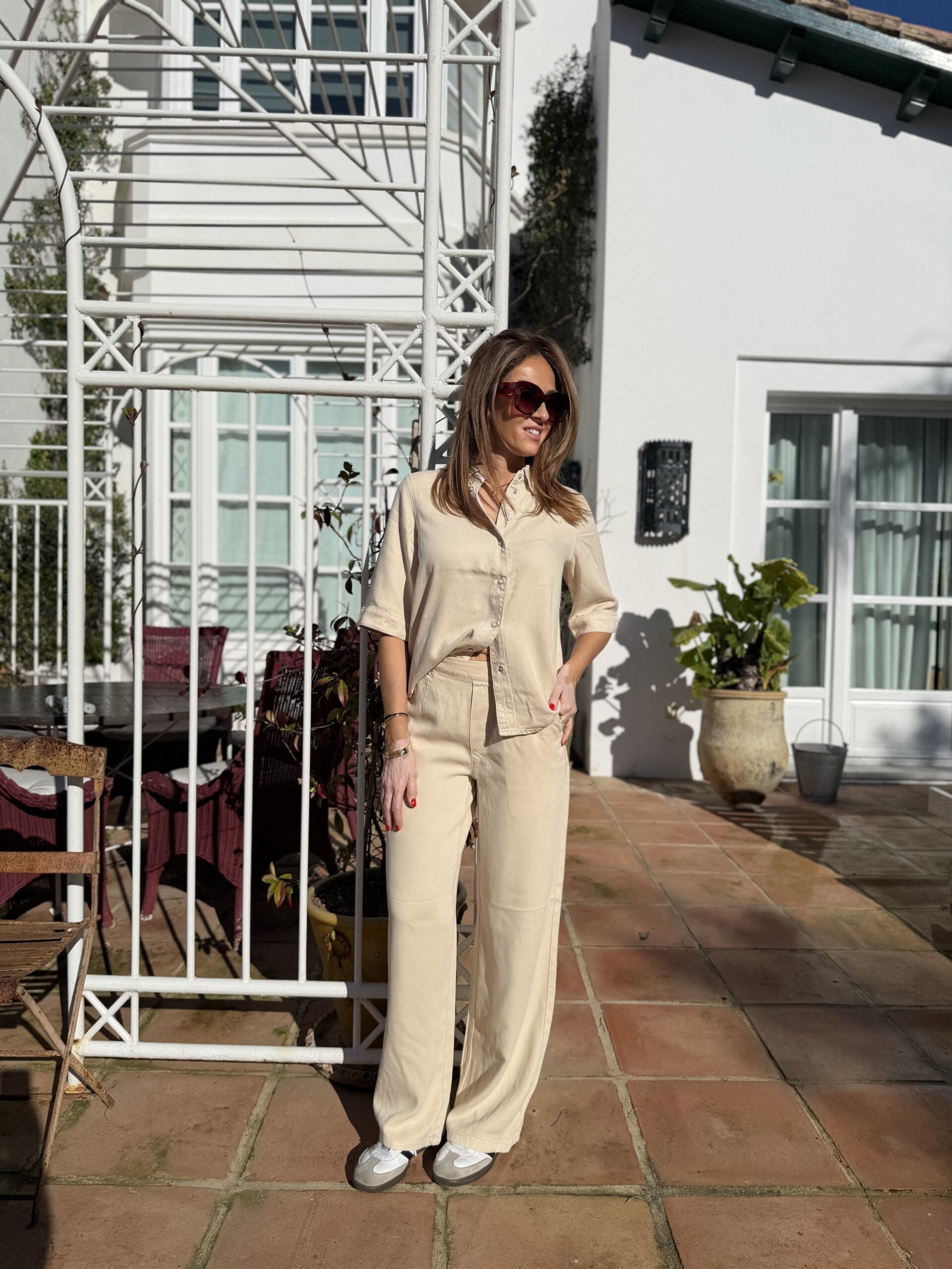 Pantalón vaquero Pepa beige