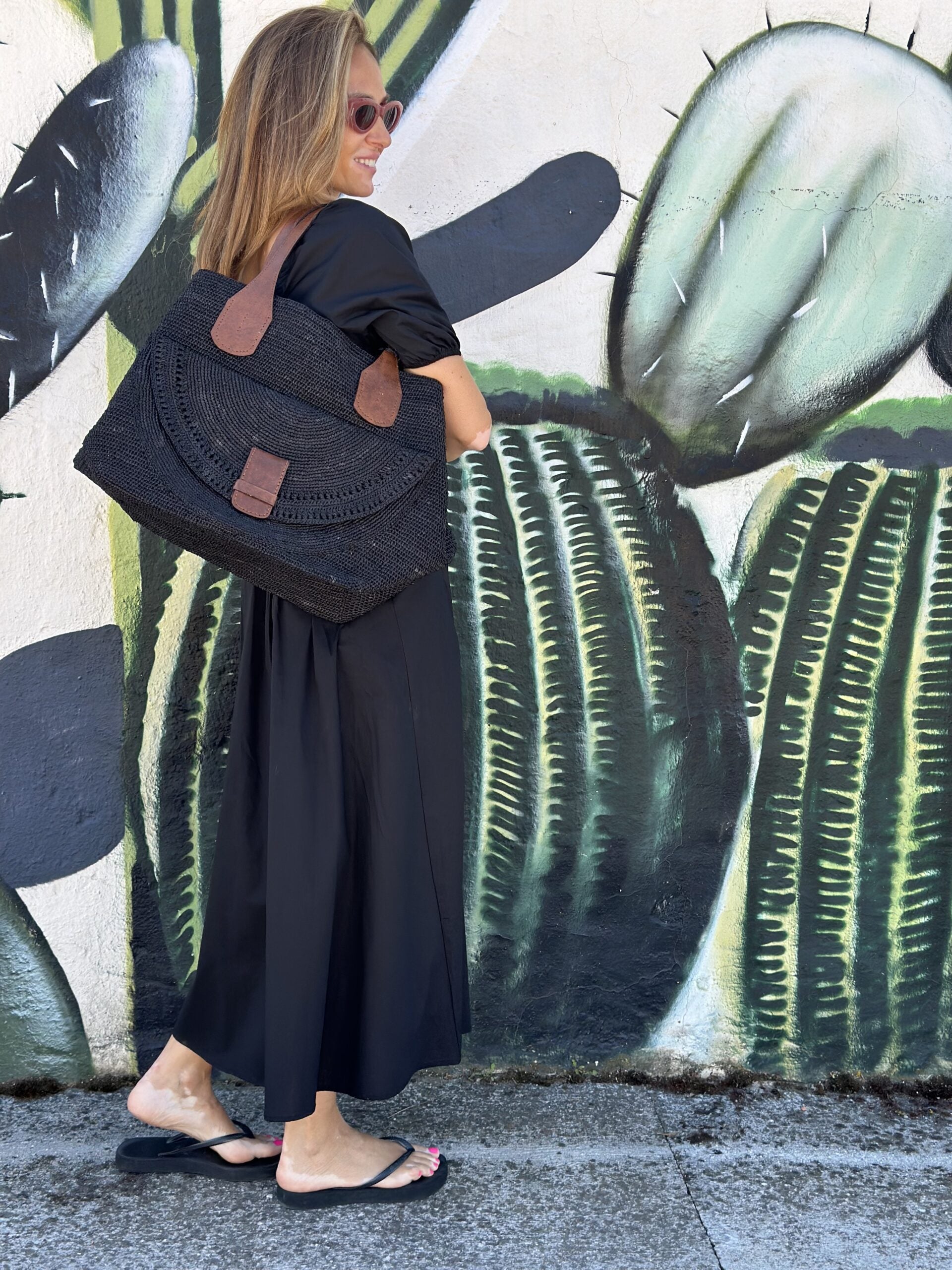 Laza II bag in rafia black