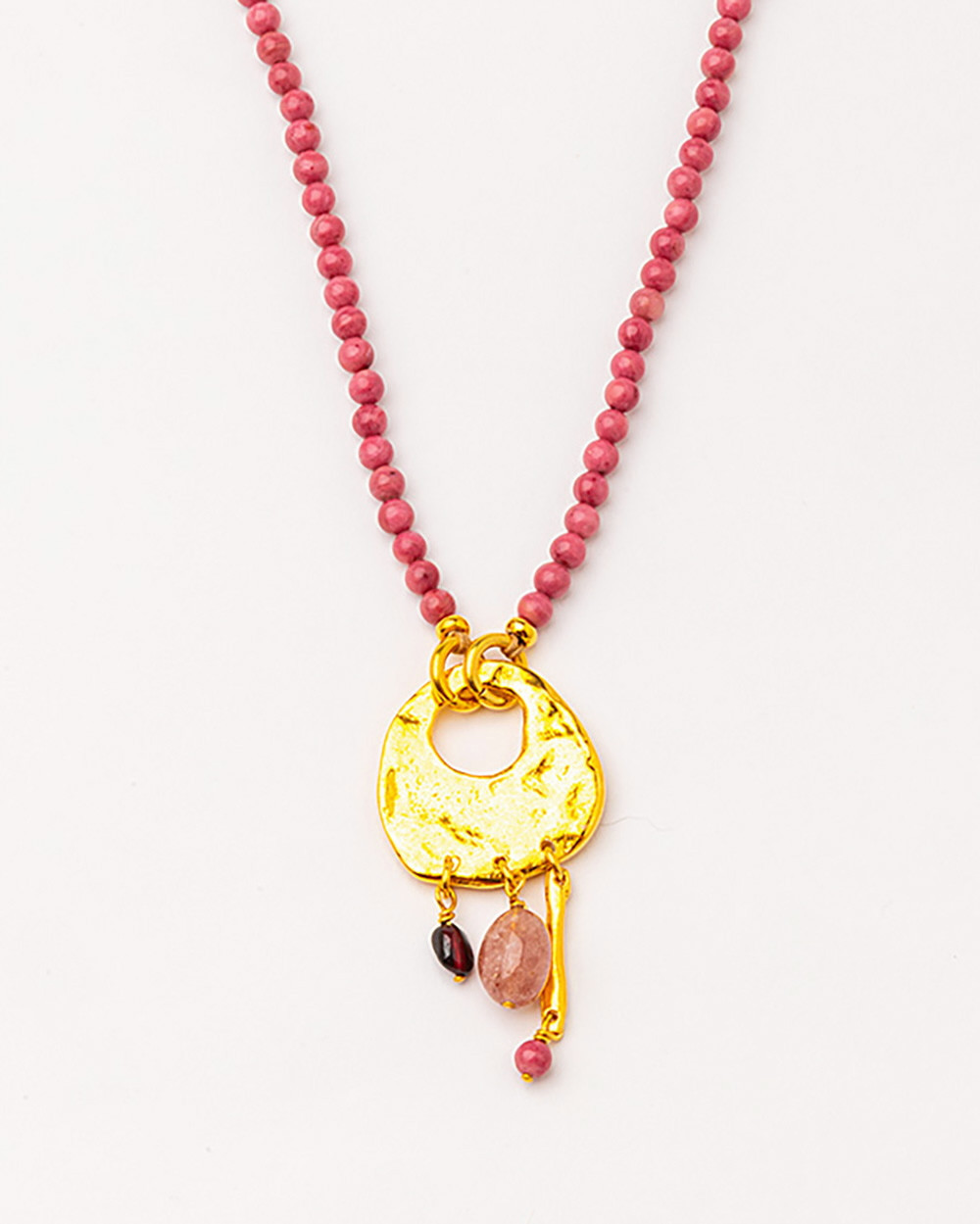 Collar largo con rodonita